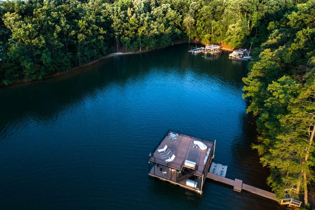 Atlanta Luxury Lake Homes